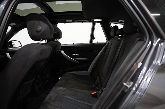 BMW 320d 21 of 27