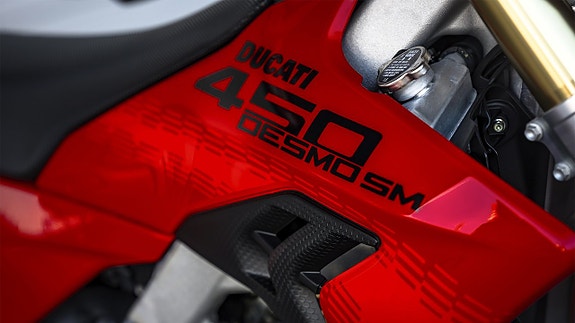 Ducati Desmo450 SM *Nyhet 2027! 2 of 4