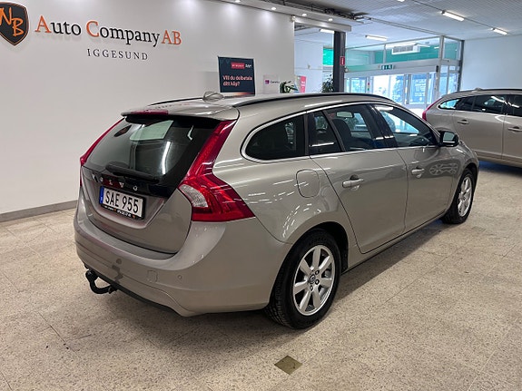 Volvo V60 6 of 16
