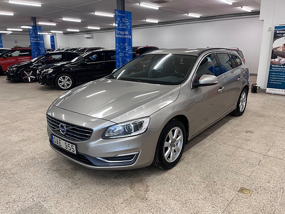 Volvo V60 3 of 16