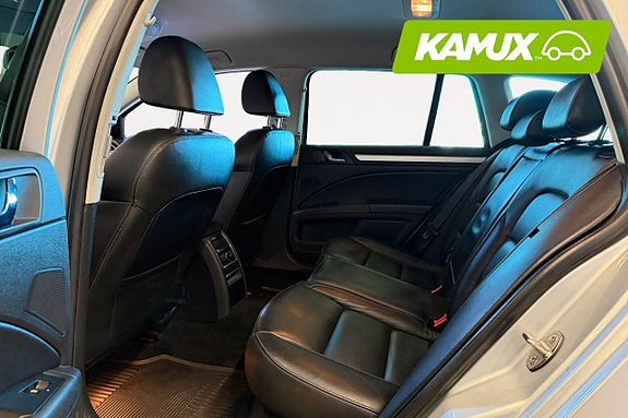 Skoda Superb 12 of 18