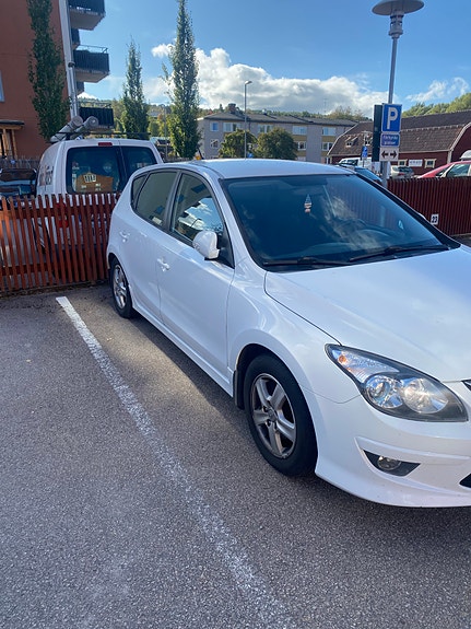 Hyundai i30 5 of 9