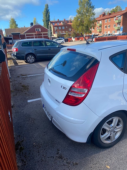 Hyundai i30 8 of 9