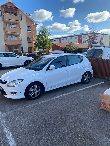 Hyundai i30 7 of 9