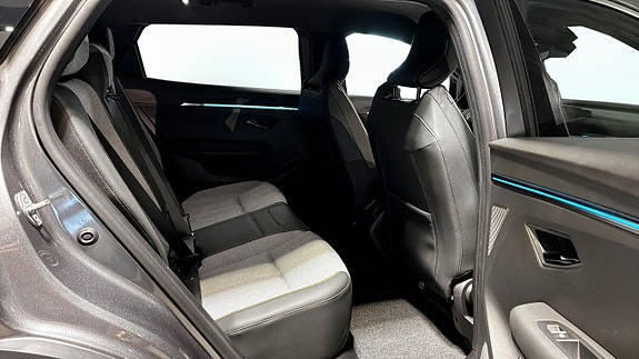Renault Scenic E-Tech 5 of 12
