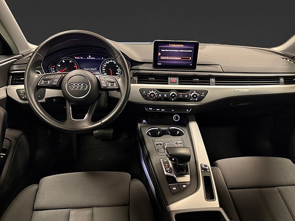 Audi A4 12 of 16