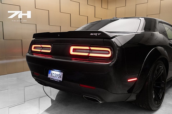Dodge Challenger 20 of 22