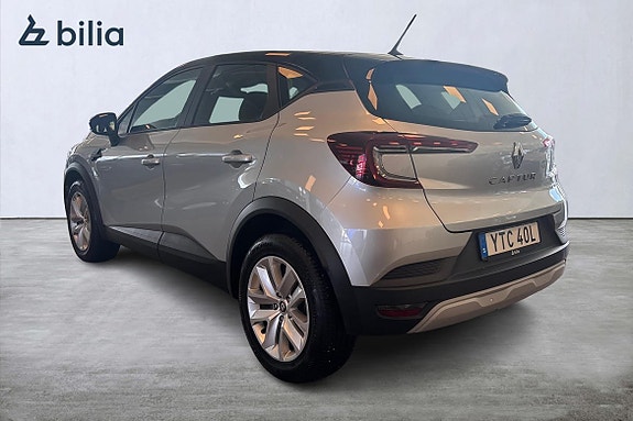 Renault Captur 2 of 21