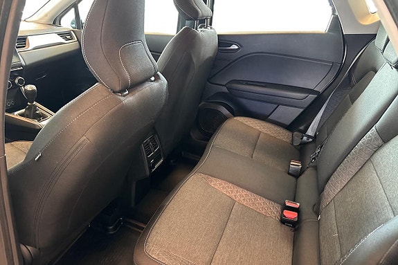 Renault Captur 13 of 21