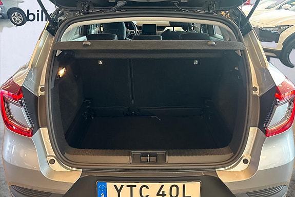 Renault Captur 12 of 21