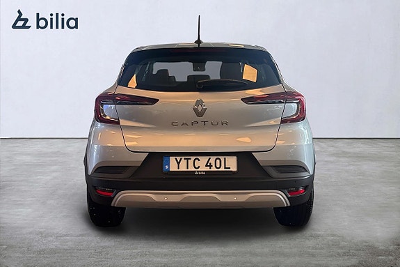 Renault Captur 5 of 21