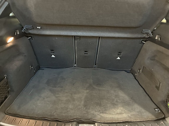 Mercedes-Benz GLA250 e 12 of 21