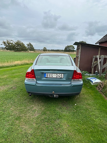 Volvo S60 4 of 8