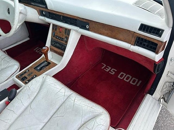 Mercedes-Benz SLC250 d 19 of 30
