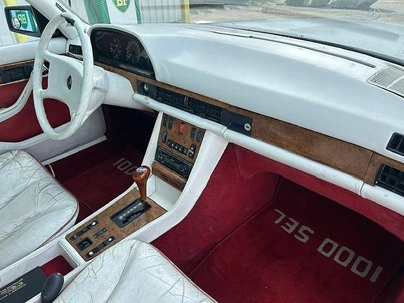 Mercedes-Benz SLC250 d 17 of 30