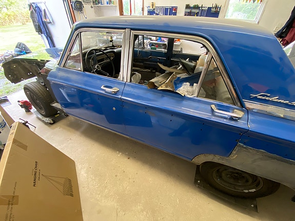 Ford Fairlane 2 of 6