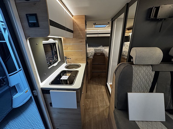 Dethleffs Globebus Camp Active T 4 - inkl. Master Class 1 (luftburen värme) 10 of 13