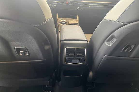 Kia Sportage 16 of 21