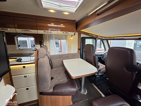 LMC Explorer Comfort I 735 G / AC / 5 bältade 6 of 17