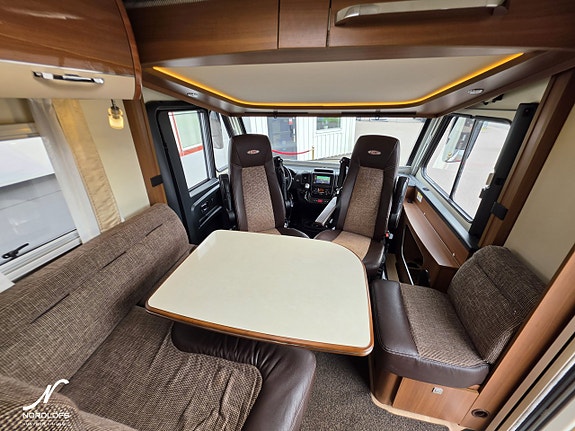 LMC Explorer Comfort I 735 G / AC / 5 bältade 8 of 17