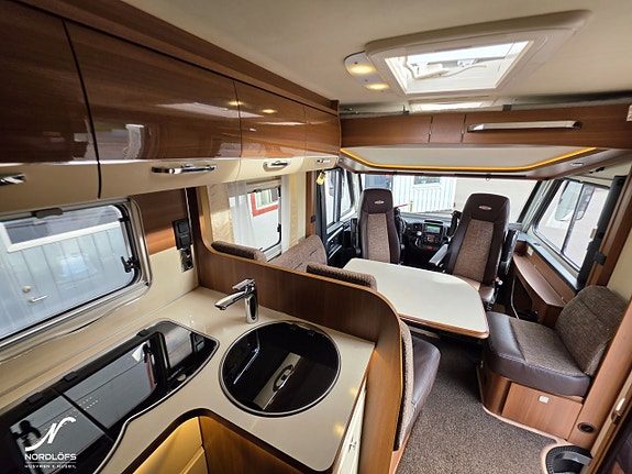 LMC Explorer Comfort I 735 G / AC / 5 bältade 17 of 17