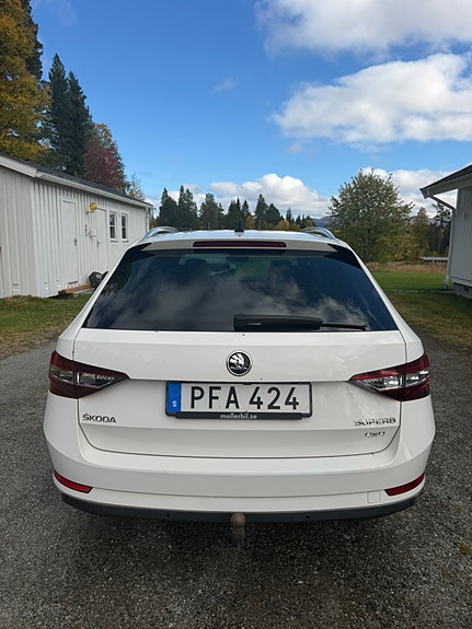 Skoda Superb 4 of 13