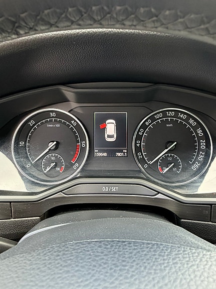 Skoda Superb 13 of 13