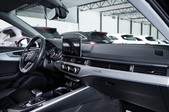 Audi A4 26 of 27