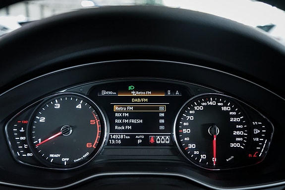 Audi A4 12 of 27