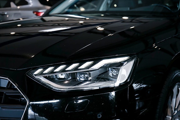 Audi A4 4 of 27