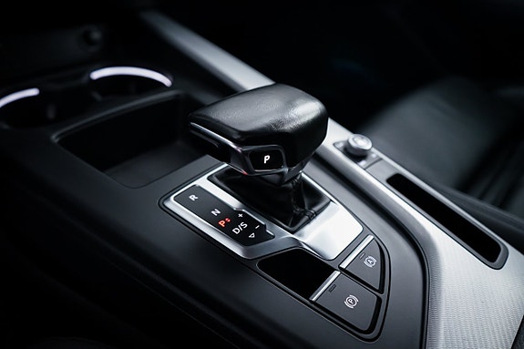 Audi A4 11 of 27