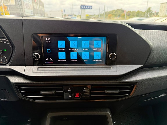 Volkswagen Caddy 18 of 22