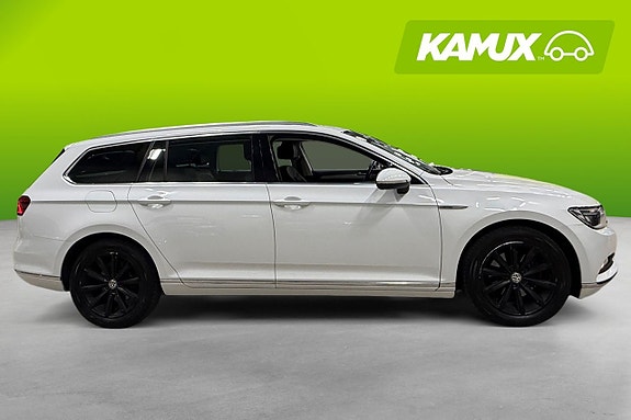 Volkswagen Passat 2 of 21