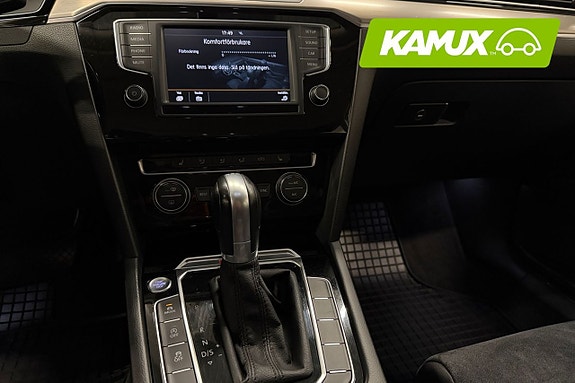 Volkswagen Passat 11 of 21