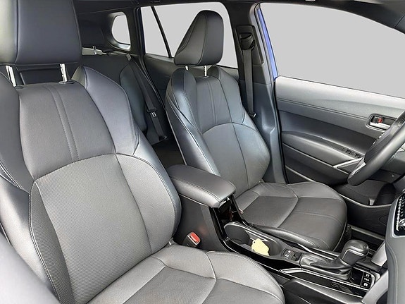Toyota Corolla Cross 8 of 15