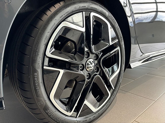 Volkswagen Golf I 19 of 21