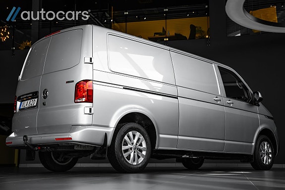 Volkswagen Transporter 4 of 30