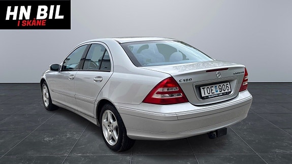 Mercedes-Benz C180 4 of 14