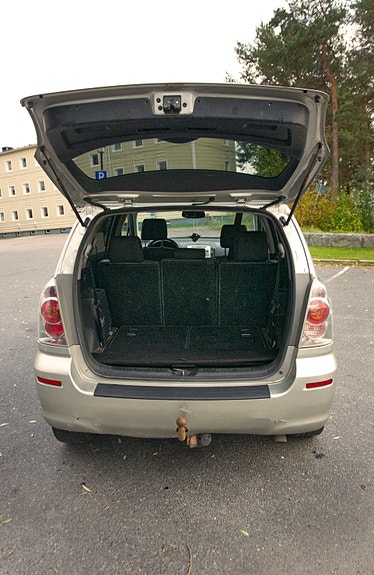 Toyota Corolla Verso 8 of 9