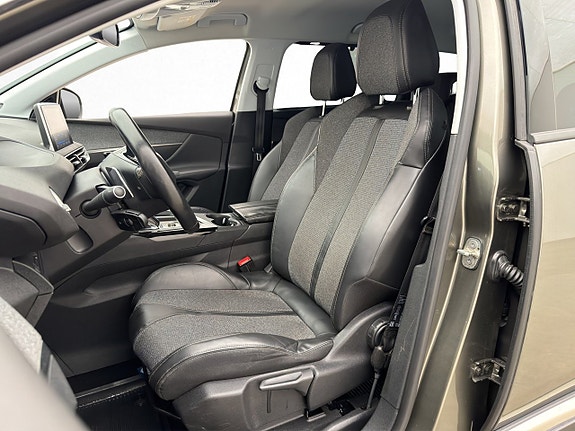 Peugeot 5008 9 of 27