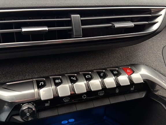 Peugeot 5008 18 of 27