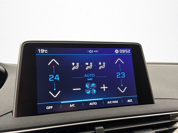 Peugeot 5008 17 of 27
