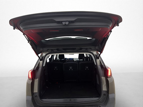 Peugeot 5008 23 of 27