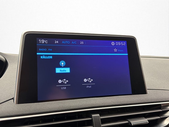 Peugeot 5008 15 of 27