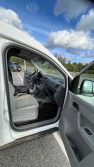 Volkswagen Caddy 7 of 14