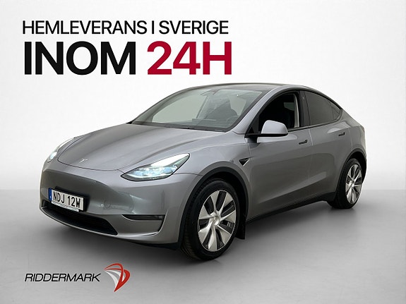 Tesla Model Y 3 of 30