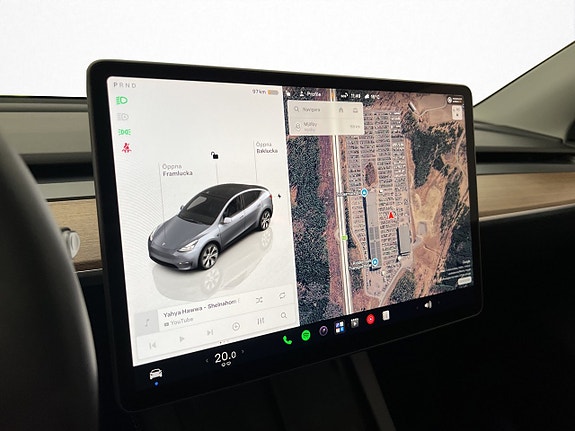 Tesla Model Y 20 of 30