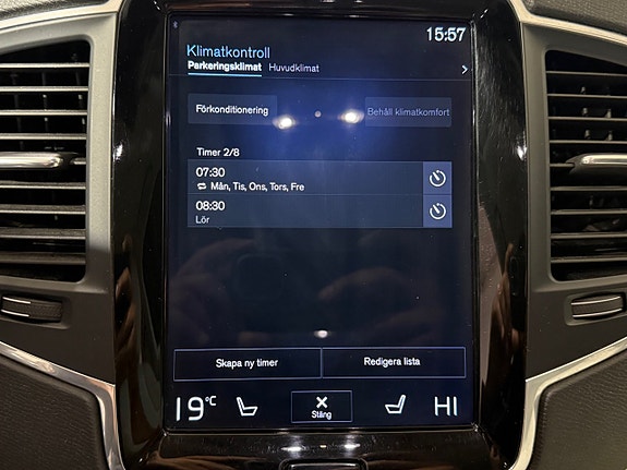 Volvo XC90 22 of 22