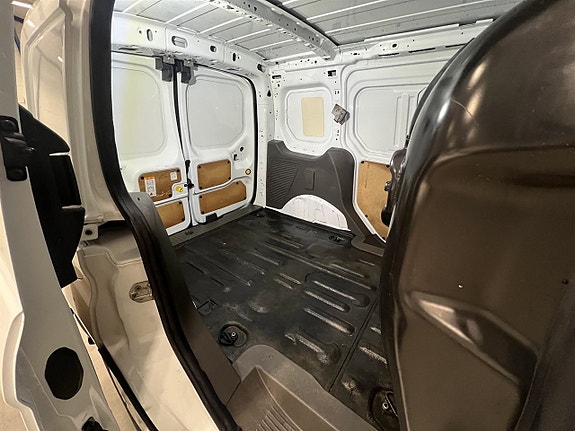 Ford Transit Connect 21 of 24