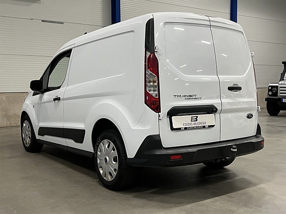 Ford Transit Connect 4 of 24